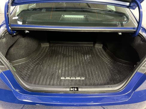 Used 2025 Toyota Camry LE image 29