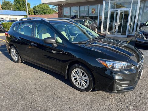 Used 2018 Subaru Impreza 2.0i Premium w/ Eyesight & BSD & Rcta AWD/4WD image 4