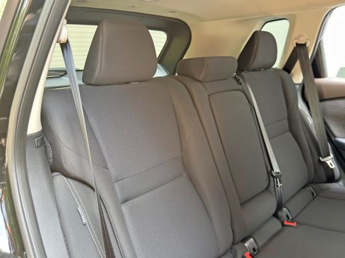 Used 2023 Nissan Rogue S FWD image 31