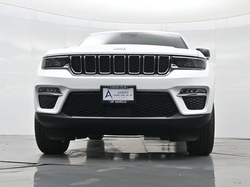 New 2025 Jeep Grand Cherokee Limited image 45