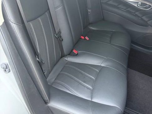 Used 2019 INFINITI Q70 L 3.7 AWD/4WD image 11