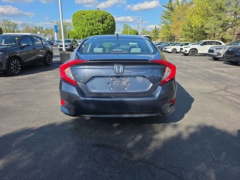 Used 2018 Honda Civic EX-T image 6