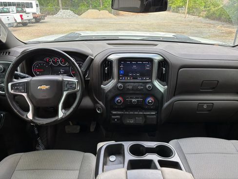 Used 2023 Chevrolet Silverado 2500 LT w/ Convenience Package AWD/4WD image 17
