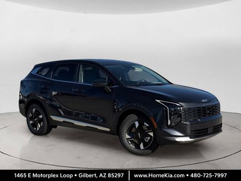 New 2026 Kia Sportage LX FWD image 1