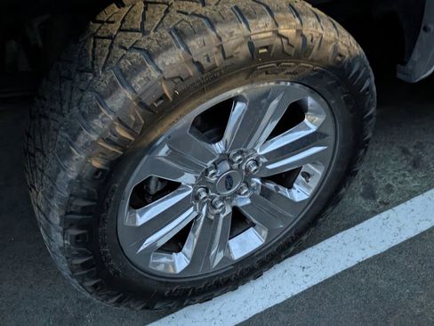 Used 2020 Ford F150 Lariat image 8