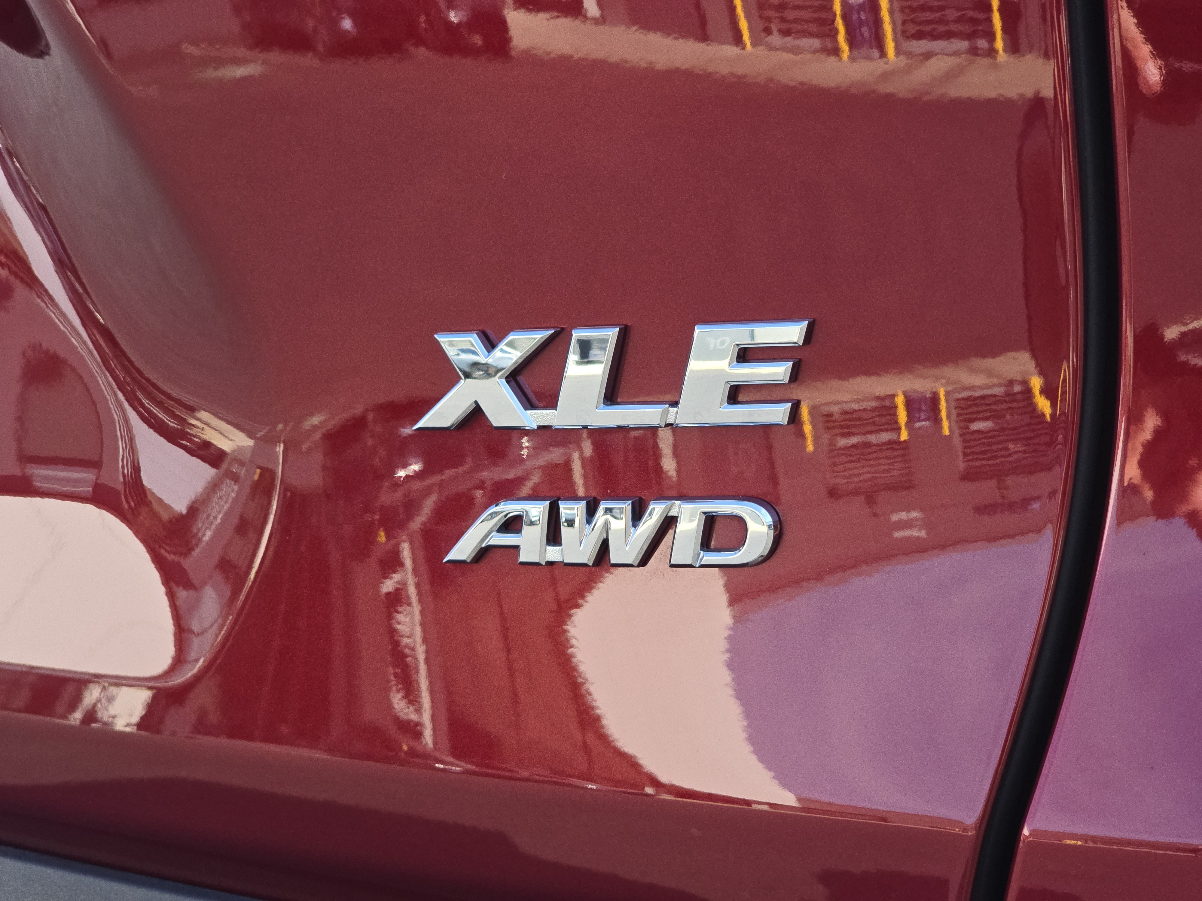 Used 2025 Toyota RAV4 XLE Premium w/ Weather Package AWD/4WD image 14