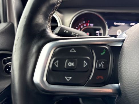 Used 2020 Jeep Gladiator Rubicon w/ Uconnect 4C Nav & Sound Group image 27