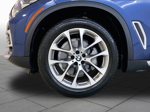 Used 2021 BMW X5 xDrive40i w/ Premium Package AWD/4WD image 10