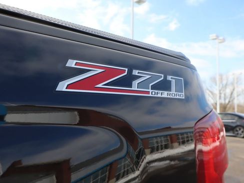 Used 2017 Chevrolet Silverado 1500 LTZ Z71 w/ LTZ Plus Package image 29