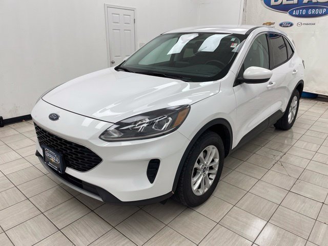 Used 2021 Ford Escape SE w/ Cold Weather Package AWD/4WD image 4