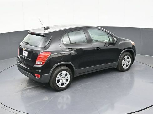 Used 2017 Chevrolet Trax LS FWD image 59