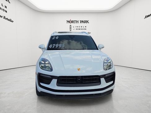 Used 2024 Porsche Macan AWD/4WD image 8