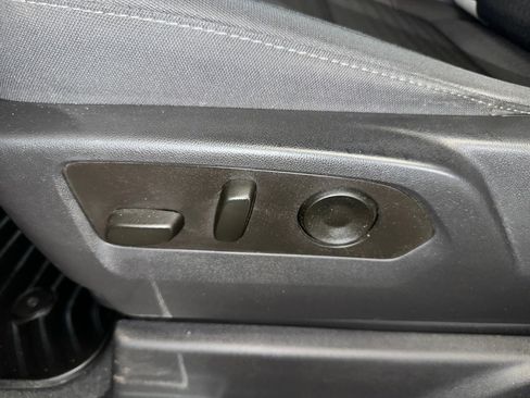 Certified 2023 Chevrolet Silverado 1500 LT image 3