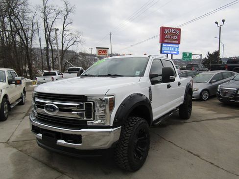 Used 2019 Ford F250 XLT w/ Snow Plow Prep Package AWD/4WD image 1