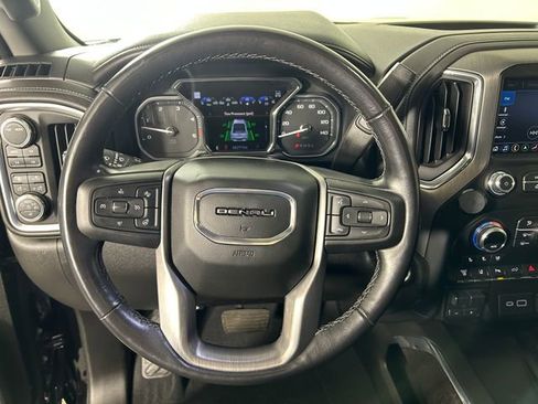 Used 2022 GMC Sierra 2500 Denali w/ Denali Black Diamond Edition image 15