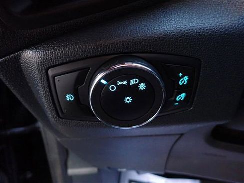 Used 2020 Ford EcoSport SE w/ SE Convenience Package image 16