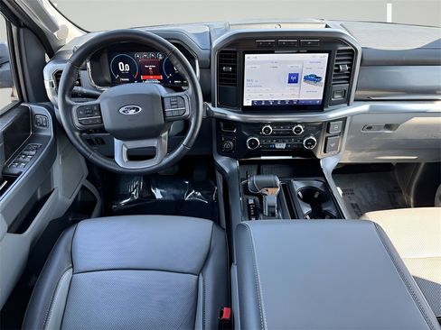 Used 2022 Ford F150 Lariat w/ Equipment Group 502A High image 5