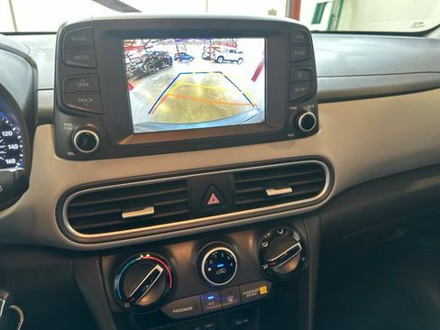 Used 2019 Hyundai Kona SE FWD image 20