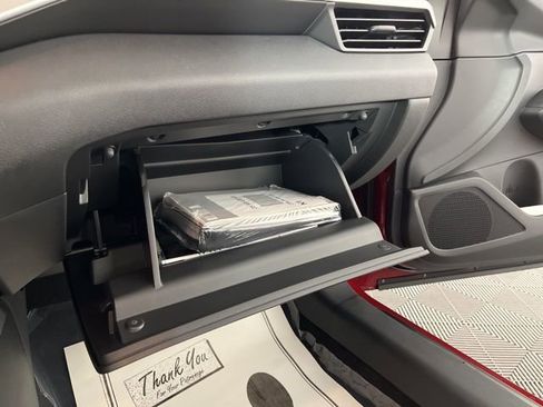 New 2025 Nissan Altima 2.5 SV w/ SV Special Edition Package image 40