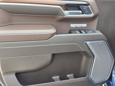Used 2025 GMC Sierra 1500 Denali w/ Denali Reserve Package image 16