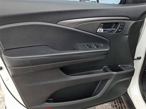 Used 2022 Honda Pilot EX-L image 12