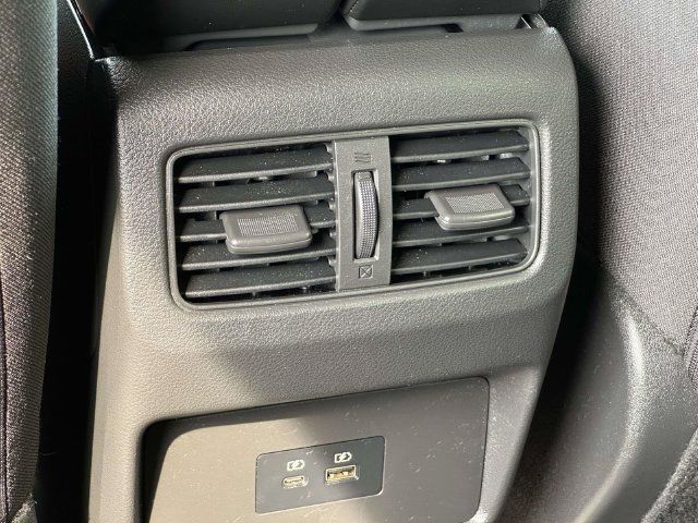 Used 2023 Nissan Rogue SV AWD/4WD image 18