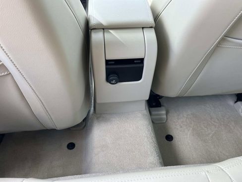 Used 2016 Volvo S60 T5 Premier w/ Convenience Package image 15