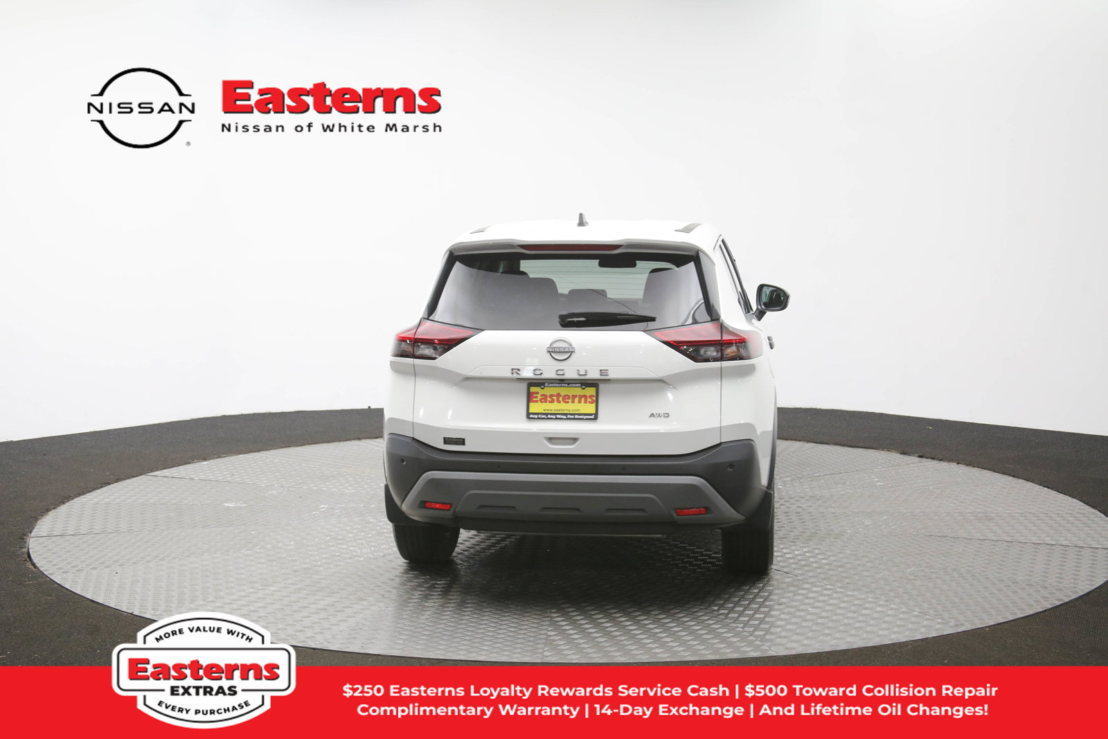Used 2023 Nissan Rogue S AWD/4WD image 38