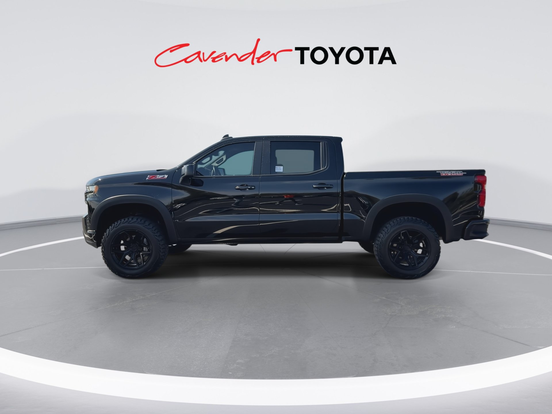 Used 2021 Chevrolet Silverado 1500 LT Trail Boss w/ Convenience Package II AWD/4WD image 5