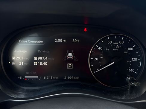 Certified 2024 Nissan Kicks SV FWD image 14