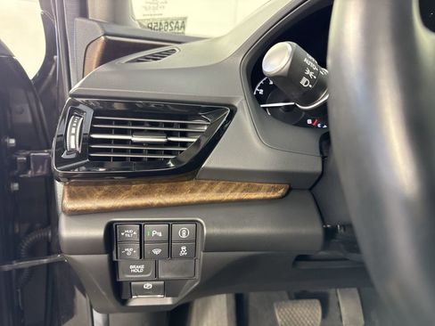 Certified 2024 Acura RDX SH-AWD w/ Advance Package image 16