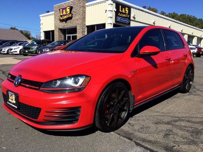 Used 2017 Volkswagen GTI SE