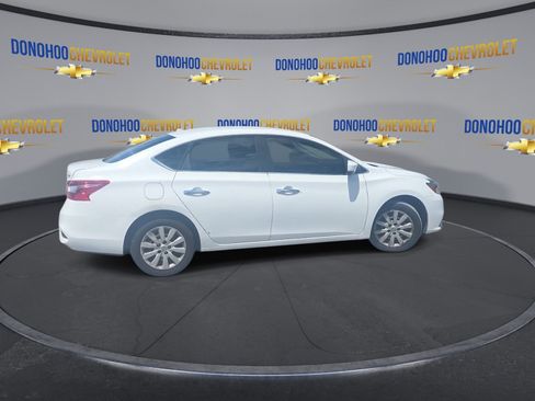 Used 2017 Nissan Sentra SV FWD image 9