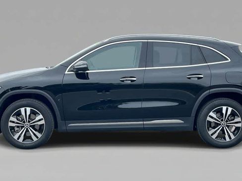 Used 2026 Mercedes-Benz GLA 250 4MATIC image 3