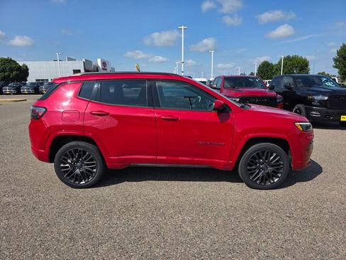Used 2022 Jeep Compass Limited w/ (RED) Package AWD/4WD image 8