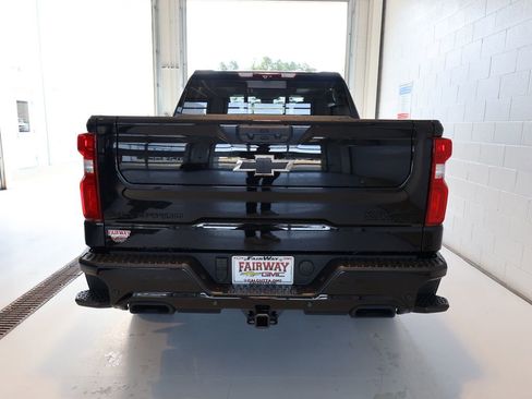 New 2026 Chevrolet Silverado 1500 High Country w/ High Country Premium Package AWD/4WD image 9