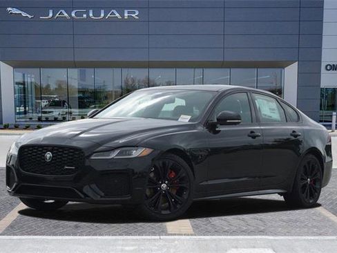 Certified 2024 Jaguar XF R-Dynamic SE image 1
