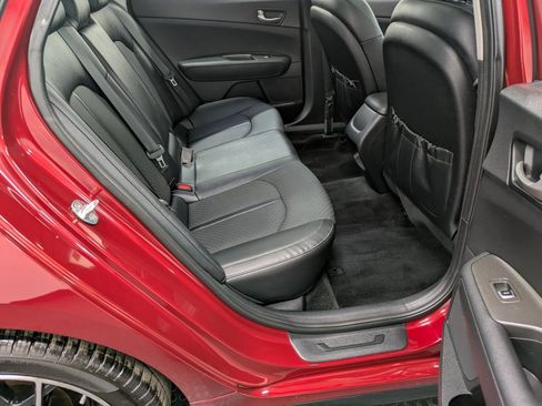 Used 2020 Kia Optima SE image 26