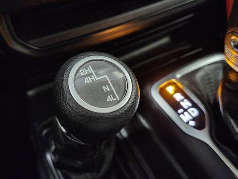 Used 2020 Jeep Wrangler Unlimited Sport S image 8