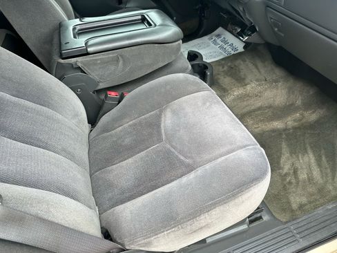 Used 2004 GMC Sierra 1500 SLE w/ Light Duty Power Package image 16