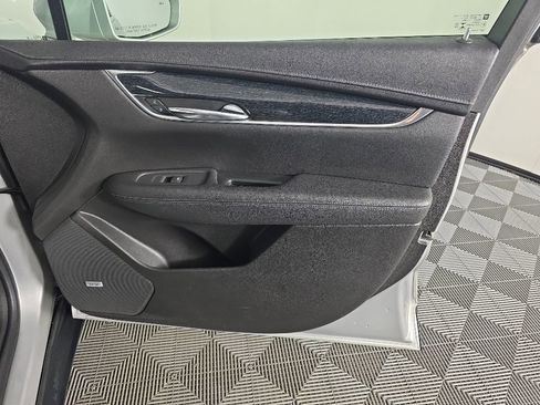 Used 2020 Cadillac XT5 Premium Luxury AWD/4WD image 37