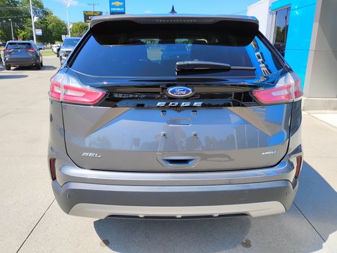 Used 2023 Ford Edge SEL AWD/4WD image 8