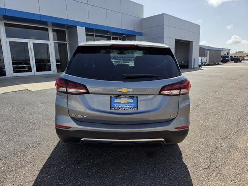 Used 2023 Chevrolet Equinox LT FWD image 4