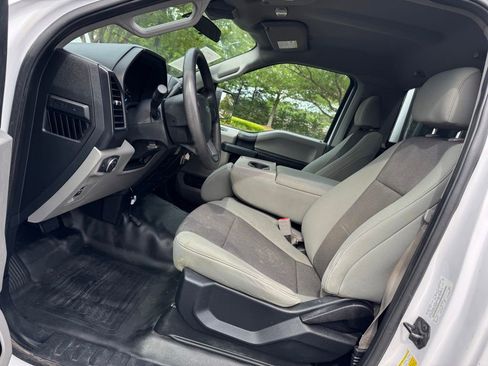 Used 2019 Ford F150 XL w/ Trailer Tow Package RWD image 5