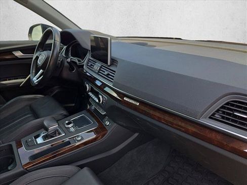 Used 2019 Audi Q5 2.0T Premium Plus w/ Premium Plus Package AWD/4WD image 22
