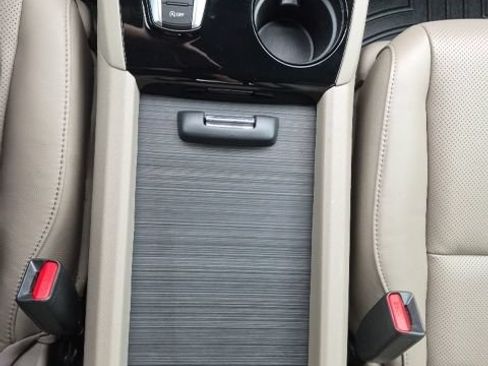 Used 2020 Honda Ridgeline RTL-E image 34