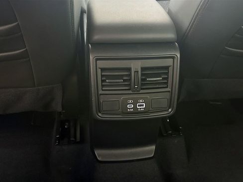 Used 2025 Subaru Forester Premium w/ Convenience Package #1 image 29