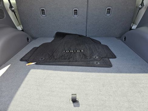 Certified 2024 Hyundai Ioniq 5 SEL RWD image 18