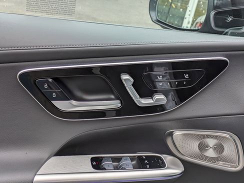 New 2025 Mercedes-Benz GLC 43 AMG 4MATIC Coupe image 16