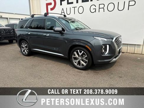 Used 2022 Hyundai Palisade Limited w/ Cargo Package AWD/4WD image 2